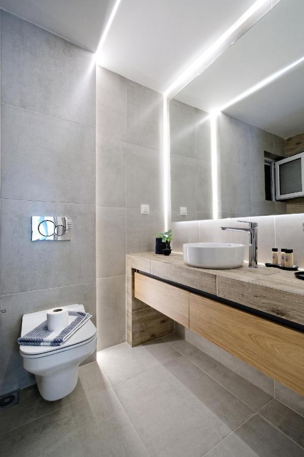 Elegant Big Apartment In Athens Center With Balcony 외부 사진
