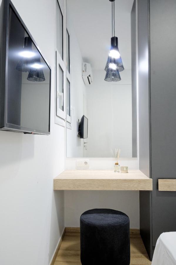 Elegant Big Apartment In Athens Center With Balcony 외부 사진