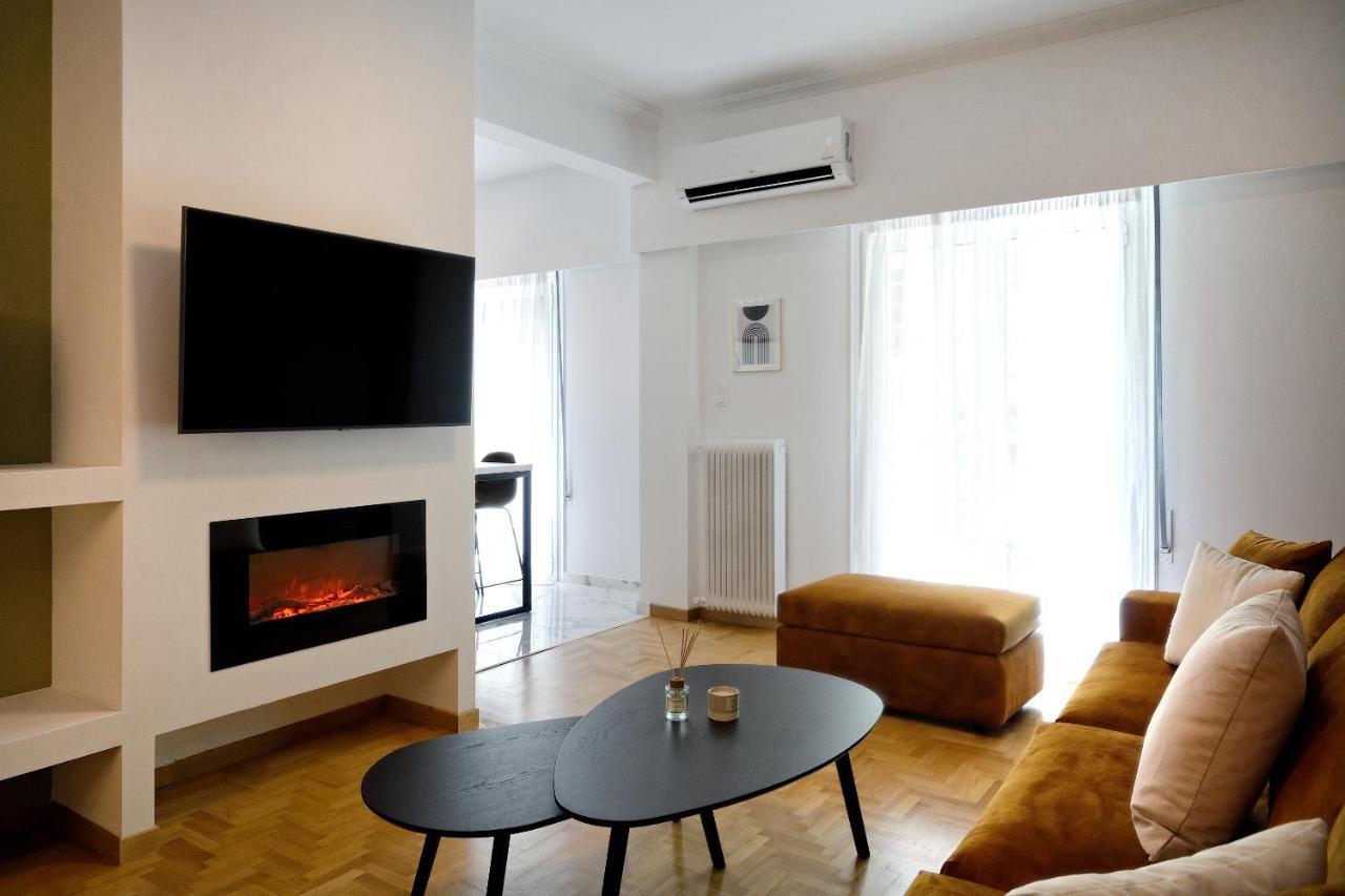 Elegant Big Apartment In Athens Center With Balcony 외부 사진